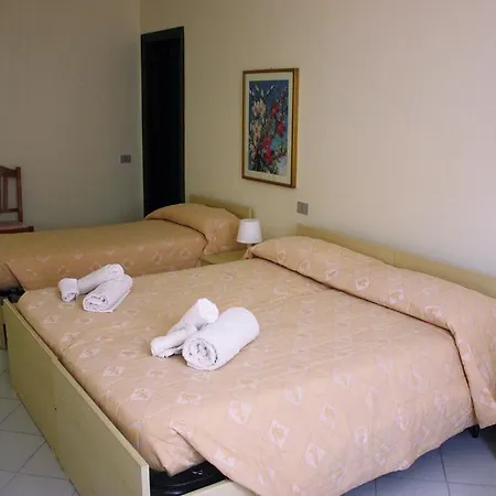 La Pineta Hotel 2*